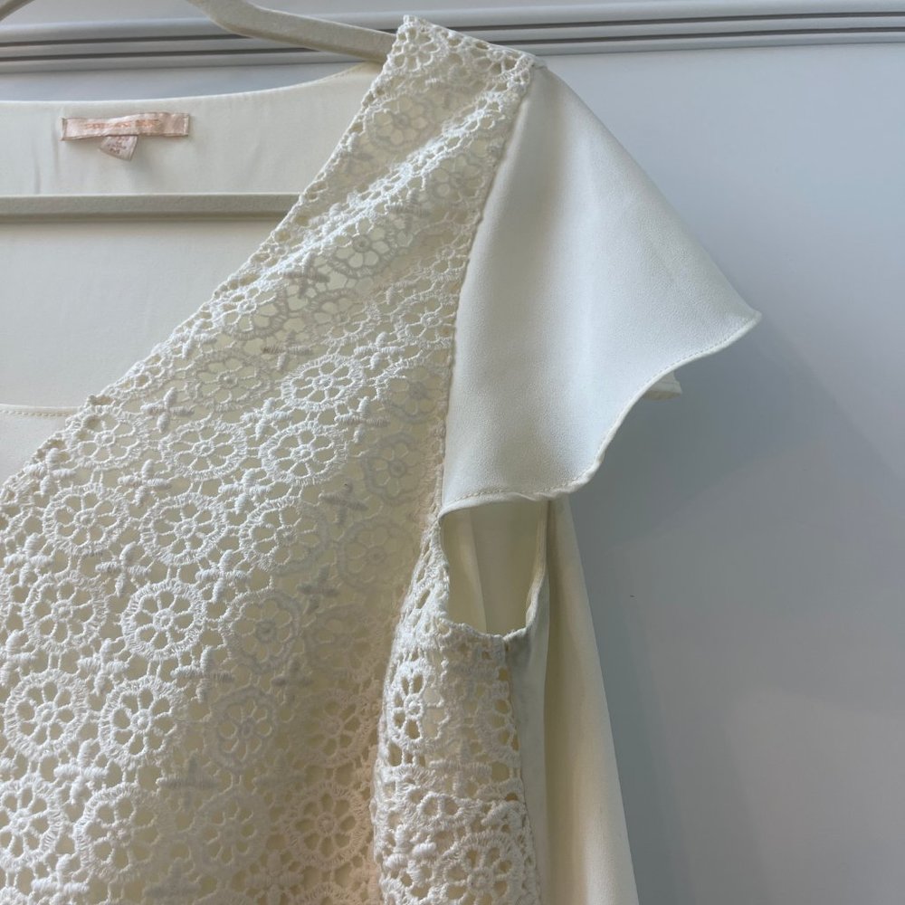 Skies Are Blue Lace Blouse - Picture 3 of 12